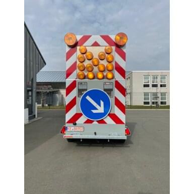 Fahrbare Absperrtafel FA 2 LRF / VZ 616 kleine Ausführung